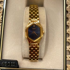 Ladies Gold Seiko Black Face Watch